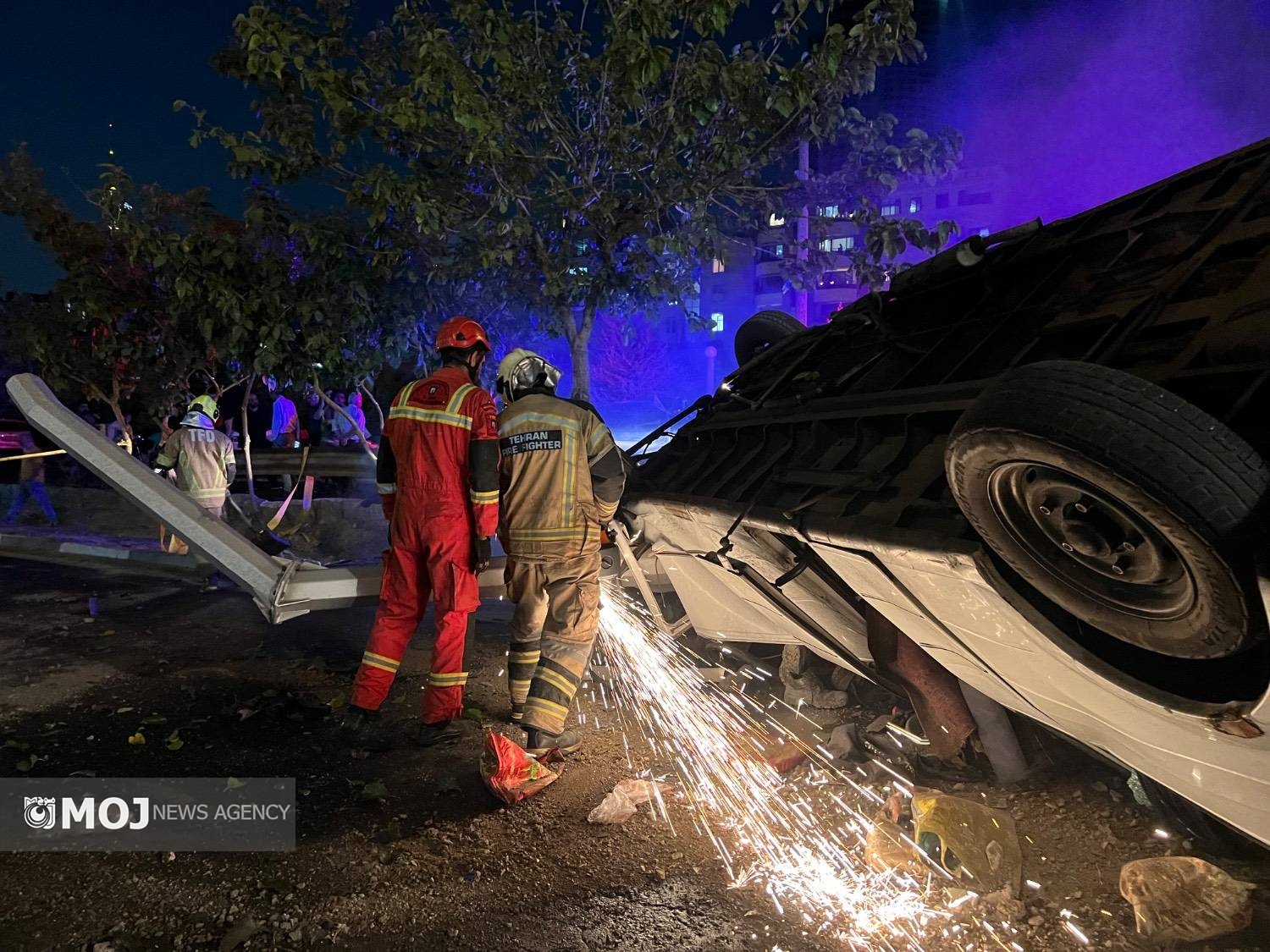 واژگونی مینی بوس