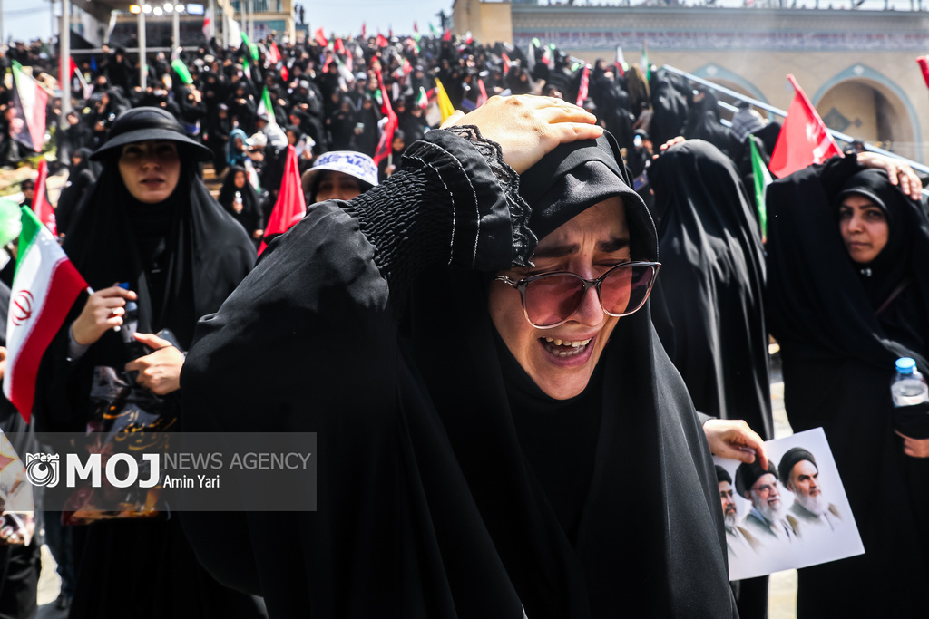 مراسم وداع با پیکر رهبر شهید انقلاب ـ ۳