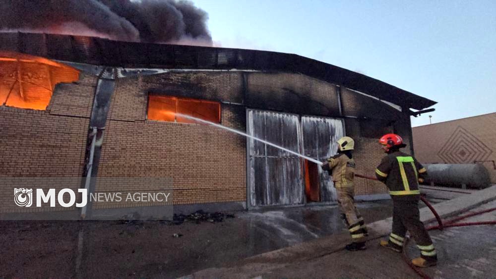 اتش سوزی جاده خاوران