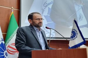 تبدیل اقتصاد دولتی به مردمی راه حل مشکلات اقتصادی است
