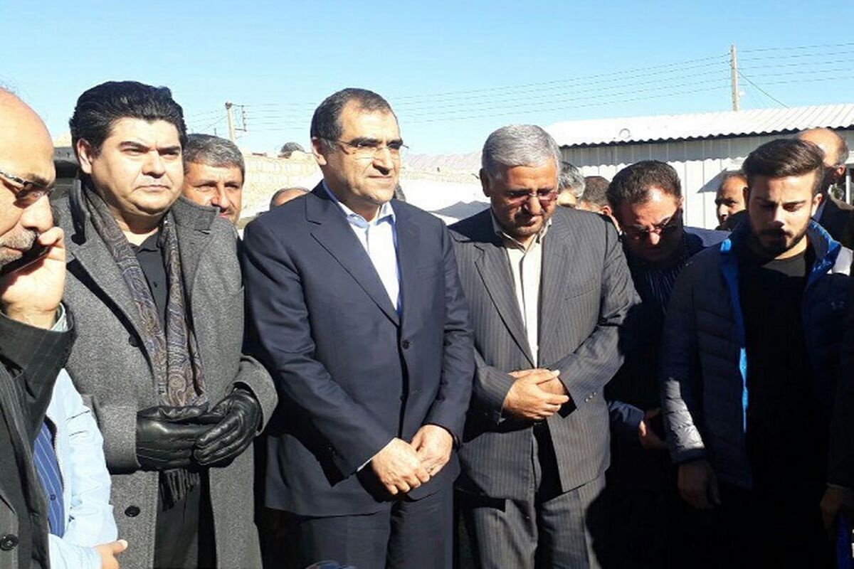 وزیر بهداشت در سرپل ذهاب