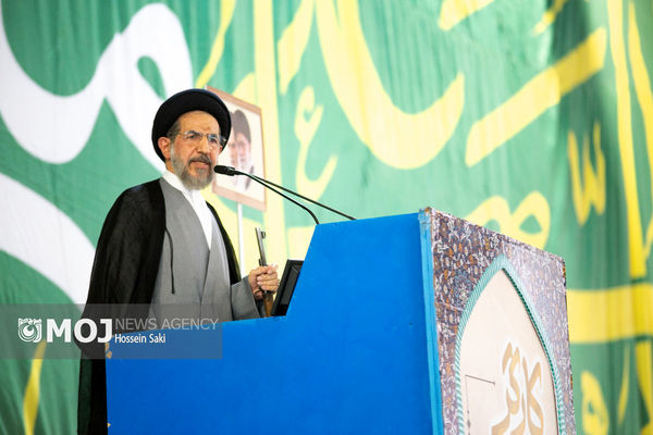 قدرت مانع جنگ و سلاحی برای استقرار عدالت است