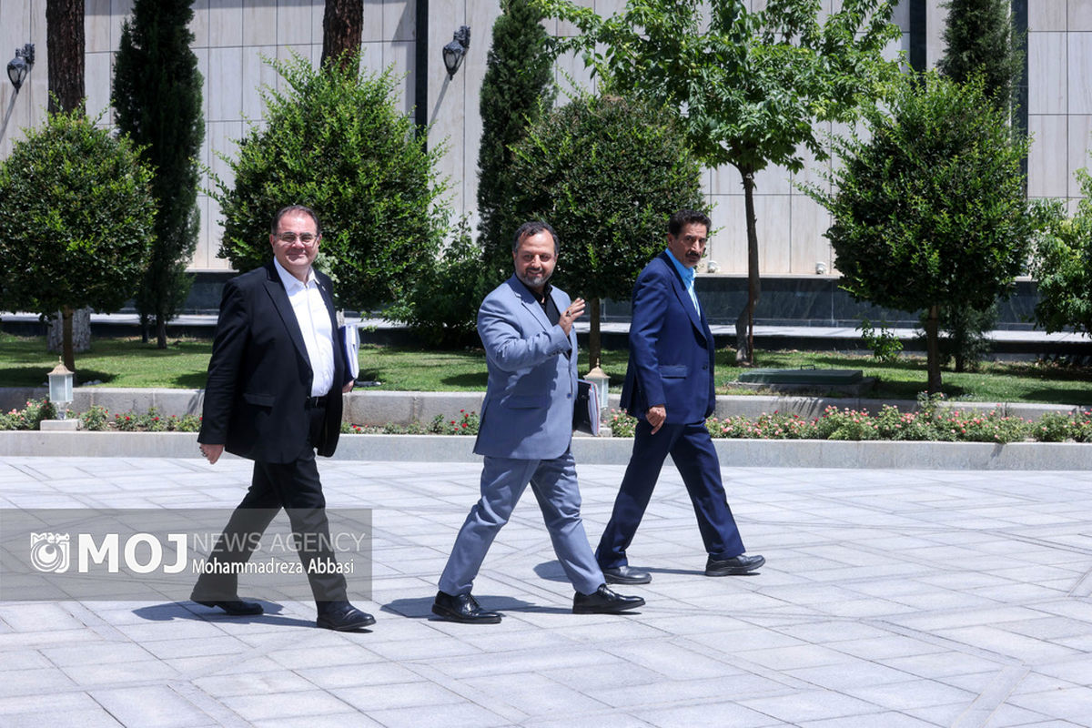 حاشیه جلسه هیات دولت - ۲۰ تیر