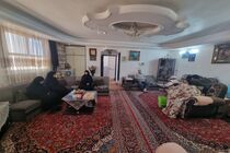 دیدار مدیران شهری با خانواده‌های بانوان شهیده قم