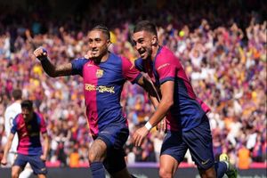 رافینیا پدری را بهترین بازیکن بازی الکلاسیکو دانست