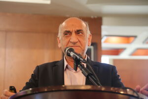 بسترهای انگیزشی در دانشجویان برای آشنایی با پزشکی بازساختی ایجاد شود 