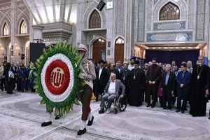 صمیمیت ادیان الهی باید الگویی برای جهانیان باشد+ فیلم