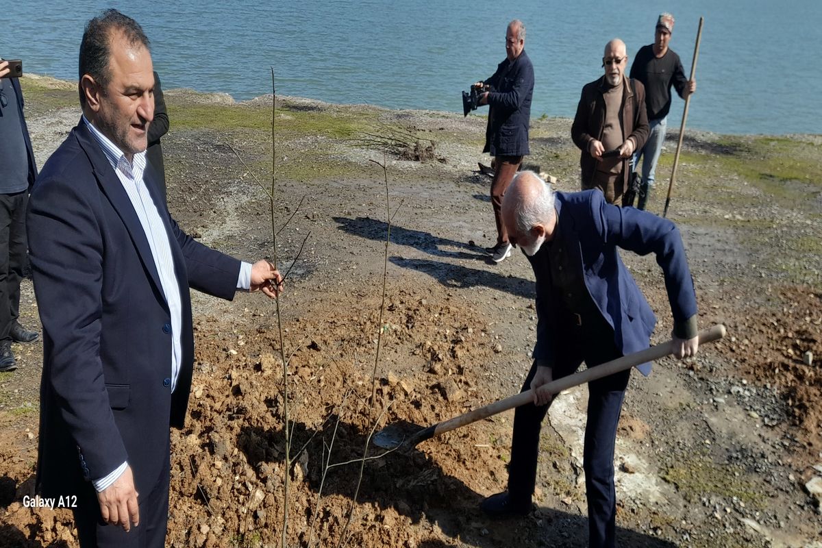 خزایی مدیرکل منابع طبیعی غرب مازندران 