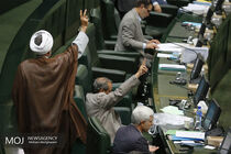 علوی: آخوندی نظریه‌پرداز وزارت راه است