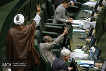 علوی: آخوندی نظریه‌پرداز وزارت راه است