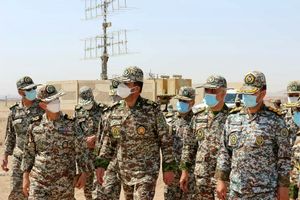 بازدید امیر صباحی فرد از سایت موشکی پدافند هوایی فردو