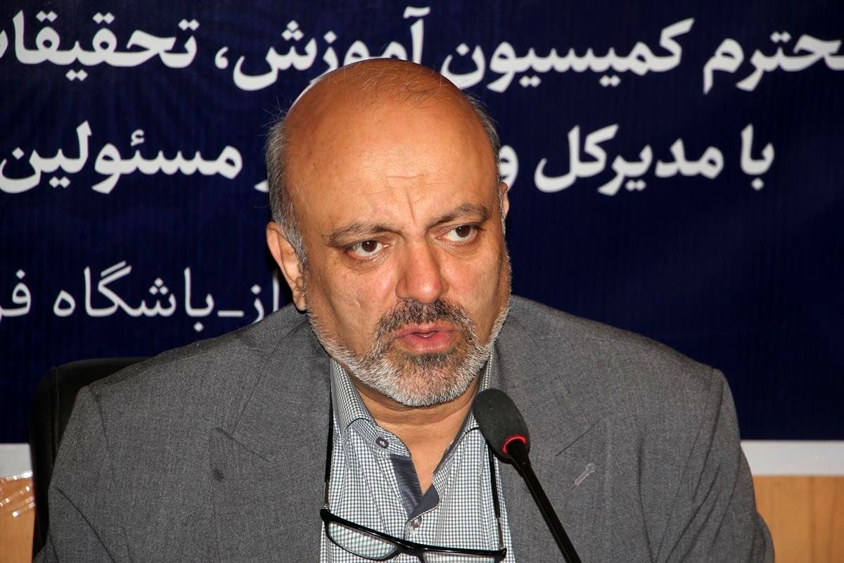 علیرضا منادی 