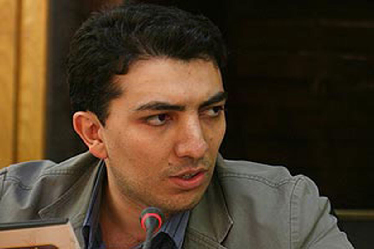 عارف نیا