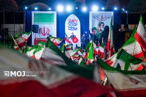 اجتماع حمایت از رزمندگان در مقابله با دشمن آمریکایی - صهیونی
