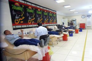 همدردی شهروند ان قم با هموطنان زلزله زده