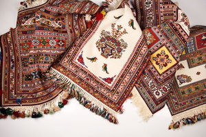 گلیم نقش‌برجسته مهمترین صنعت دستی استان ایلام است