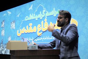 امروز وظیفه اصلی همه ما جهاد تبیین است