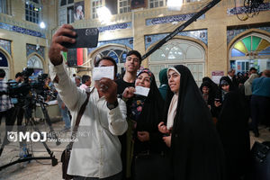 انتخابات چهاردهمین دوره ریاست جمهوری در مسجد لرزاده