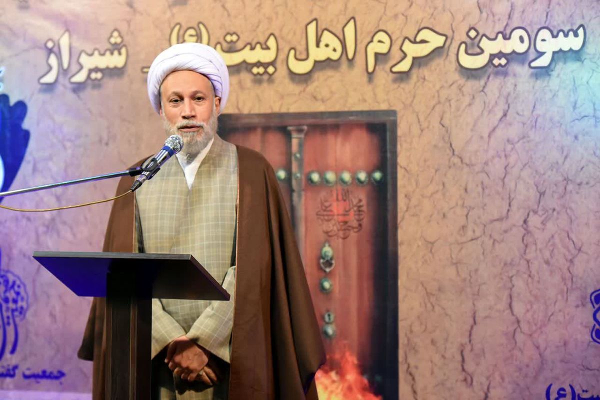 آیت الله دژکام+امام جمعه شیراز