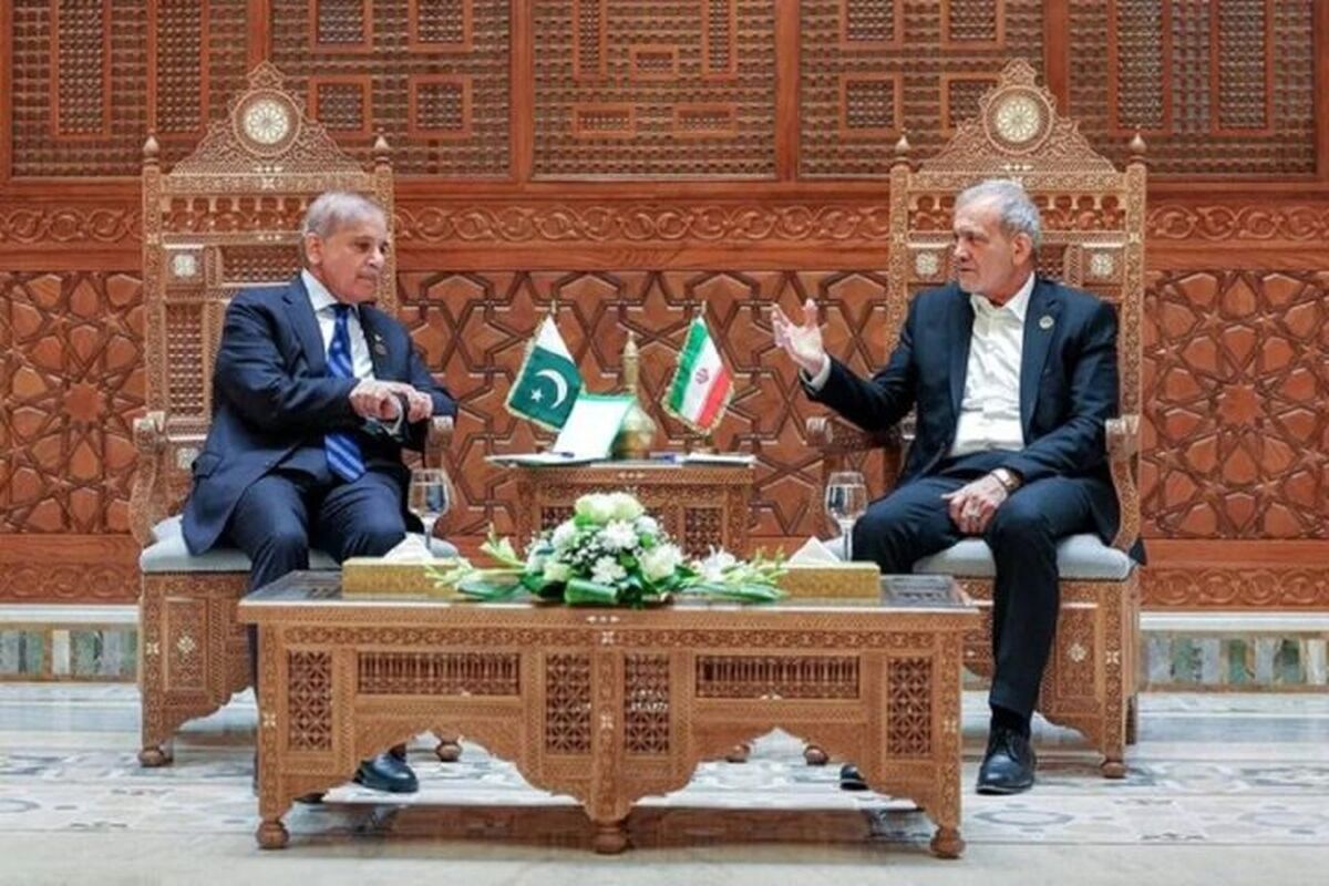 مسعود پزشکیان و شهباز شریف