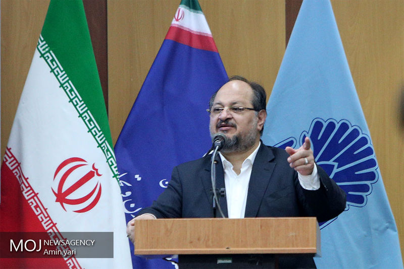 مسئولین با خانواده های معلولین ارتباط مستقیم برقرار کنند