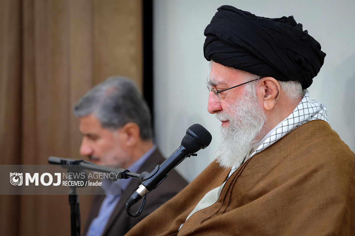 دیدار فرماندهان نیروی دریایی ارتش با رهبر انقلاب اسلامی