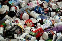 عامل تهیه و توزیع داروهای غیر مجاز و قاچاق در اصفهان دستگیر شد