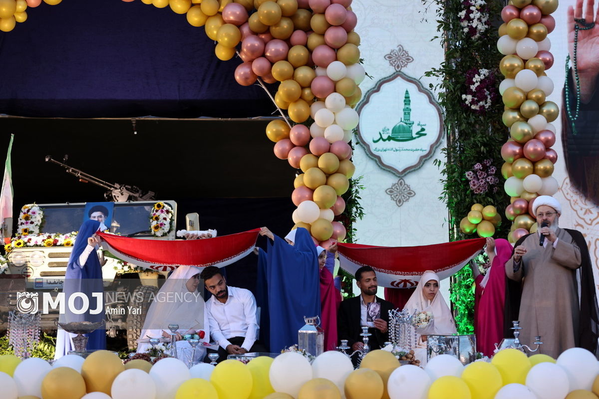 برگزاری جشن ازدواج ۱۰۰۰ زوج جان‌فدا در تهران