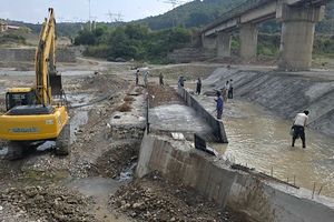 اصلاح ۸۵۰ سازه تقاطعی به‌منظور عبور ایمن سیلاب از جاده‌های کشور