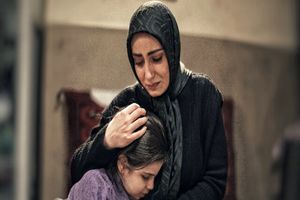 سریال بی همگان از شبکه سه سیما روی آنتن می رود