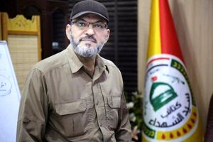 هدف دشمن از سرنگونی حکومت ایران به تلاش برای باز کردن تنگه هرمز تقلیل یافت