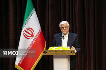 شکاف بین نسلی و بین مردم و حکومت باید رفع شود