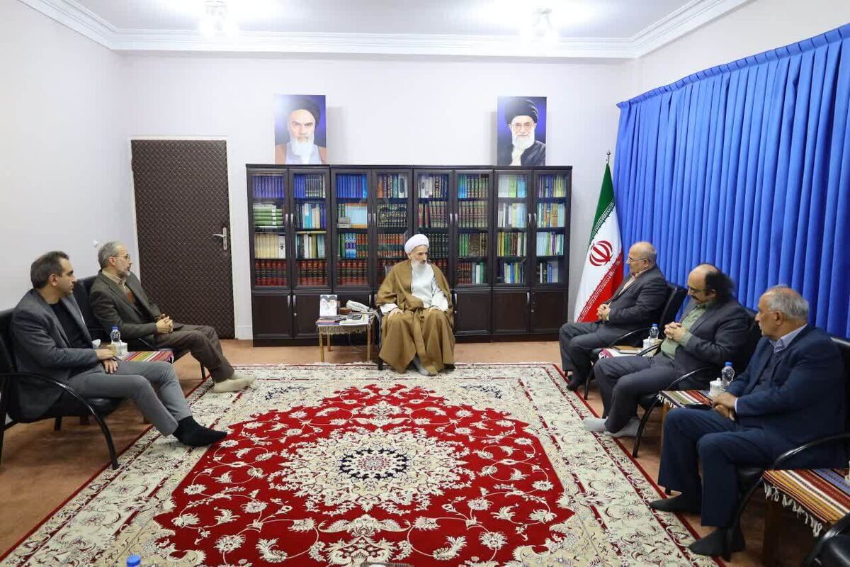 نشست نماینده ولی فقیه بامسئولان دانشگاه