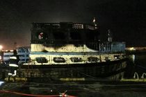 مهار به موقع آتش‌ سوزی یک فروند لنج باری در بندر شهید باهنر 