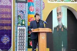 مداحان و ذاکران امام حسین(ع) باید عاشوراییان و یزیدیان زمان خود را بشناسند