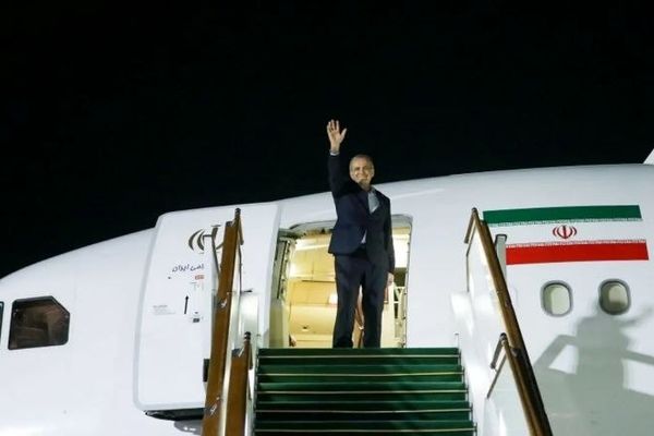 پزشکیان نجف اشرف را به مقصد تهران ترک کرد