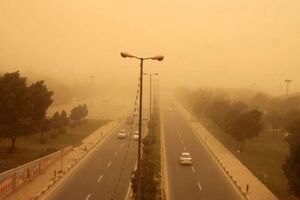 توده گرد و خاک از عراق به خوزستان در راه است