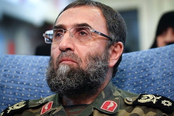 سردار باقرزاده به صلیب سرخ جهت پیگیری وضعیت خلبانان ایرانی اسیر نامه نوشت