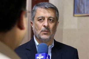 لزوم سوق دادن صنعتگران به استقرار در شهرک‌های صنعتی