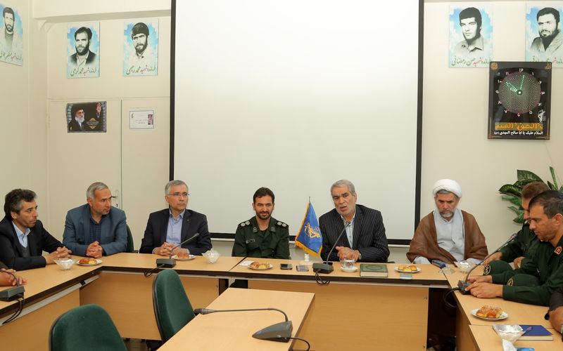 اعلام همبستگی نماینده شهرستان لنجان در مجلس و مدیرعامل ذوب آهن اصفهان با سپاه پاسداران