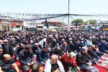 باید بُعد انقلابی عاشورا و شعار «هیهات منا الذله» را زنده نگه داریم