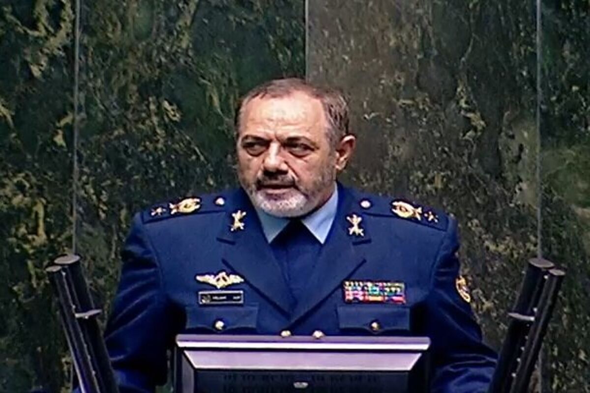 امیرسرتیپ عزیز نصیرزاده وزیر دفاع