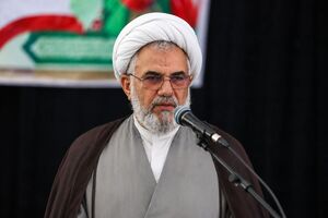 انتقام خون رهبر شهید، قطعی و غیرقابل مذاکره است/ نباید دچار بدعملی شویم