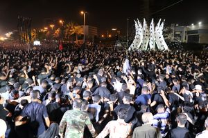 نوای یاحسین عزاداران کیش در شب عاشورای حسینی +فیلم