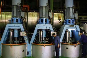 طرح های اولویت‌دار احداث نیروگاه‌های گازی در خوزستان اجرا می شود