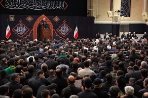 برگزاری آخرین شب مراسم عزاداری حضرت اباعبدالله الحسین (علیه‌السلام) در حسینیه امام خمینی (ره)