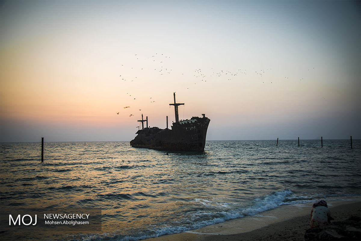 کشتی یونانی در جزیره کیش