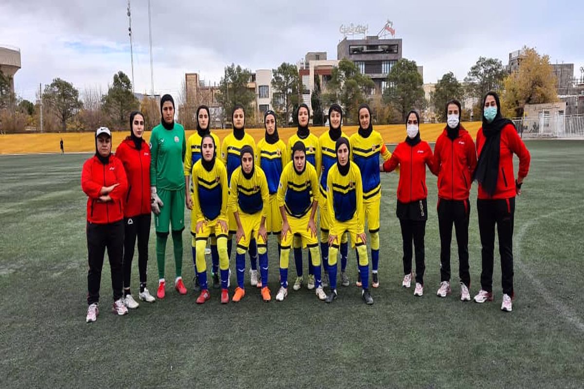 تیم فوتبال بانوان ایلام