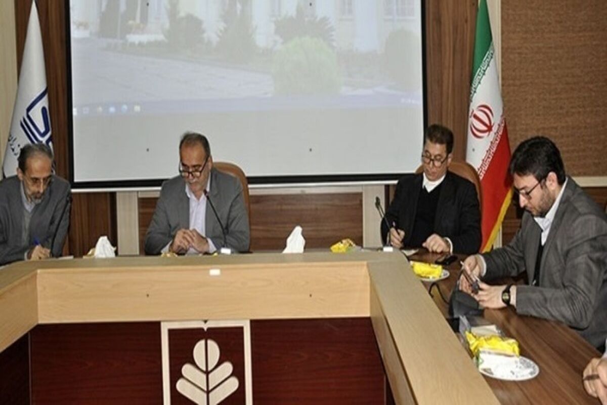 نشست خبری هیئت رئیسه دانشگاه مازندران با خبرنگاران