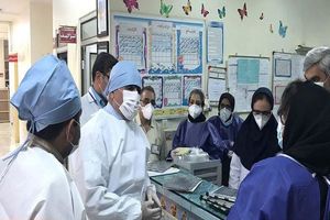 بازدید فرماندار شهرستان خمینی شهر از بیمارستان 9 دی منظریه 